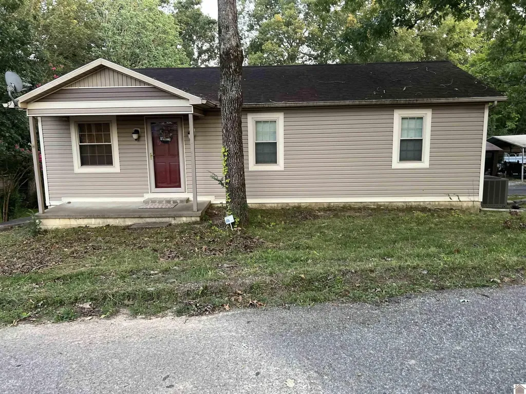 300 Spicewood Lane Benton KY 42025