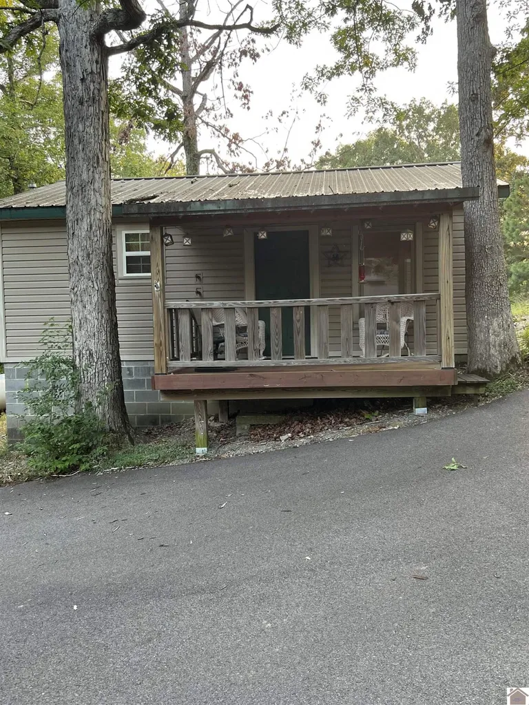 300 Spicewood Lane Benton KY 42025