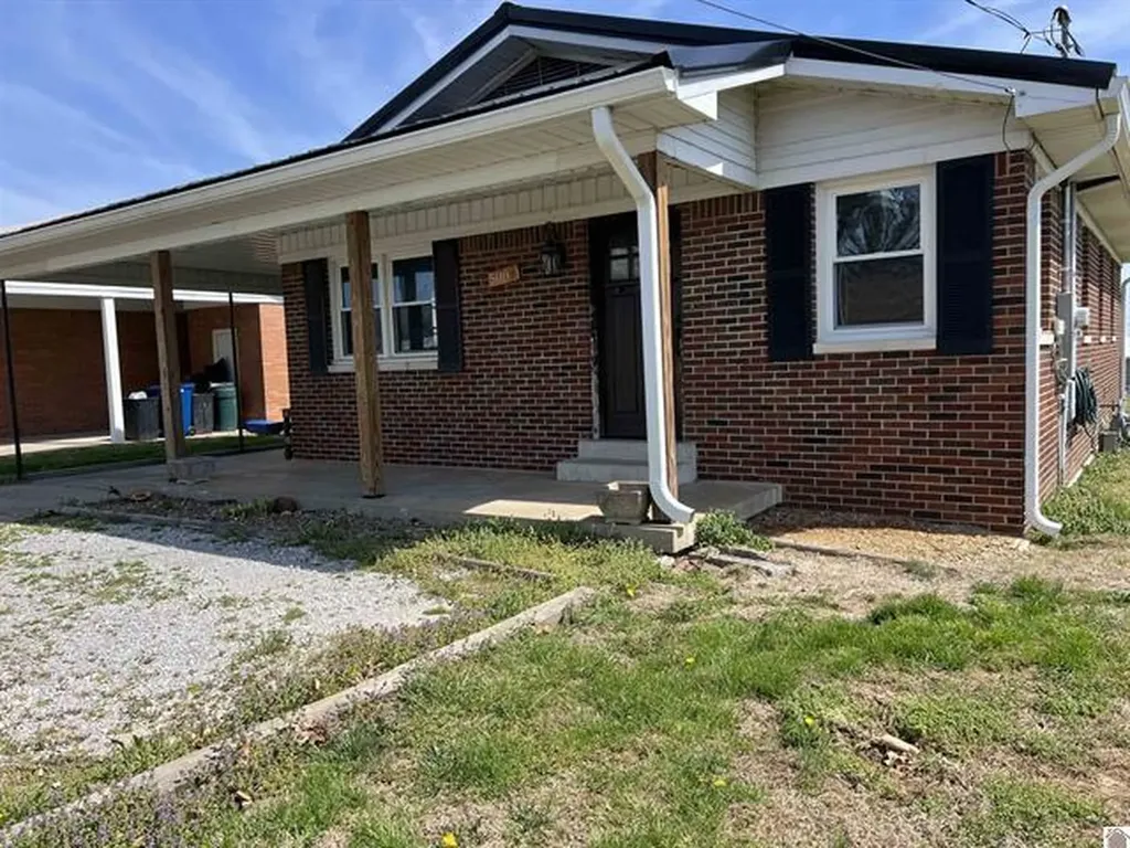 508 E Walnut Street Dawson Springs KY 42408