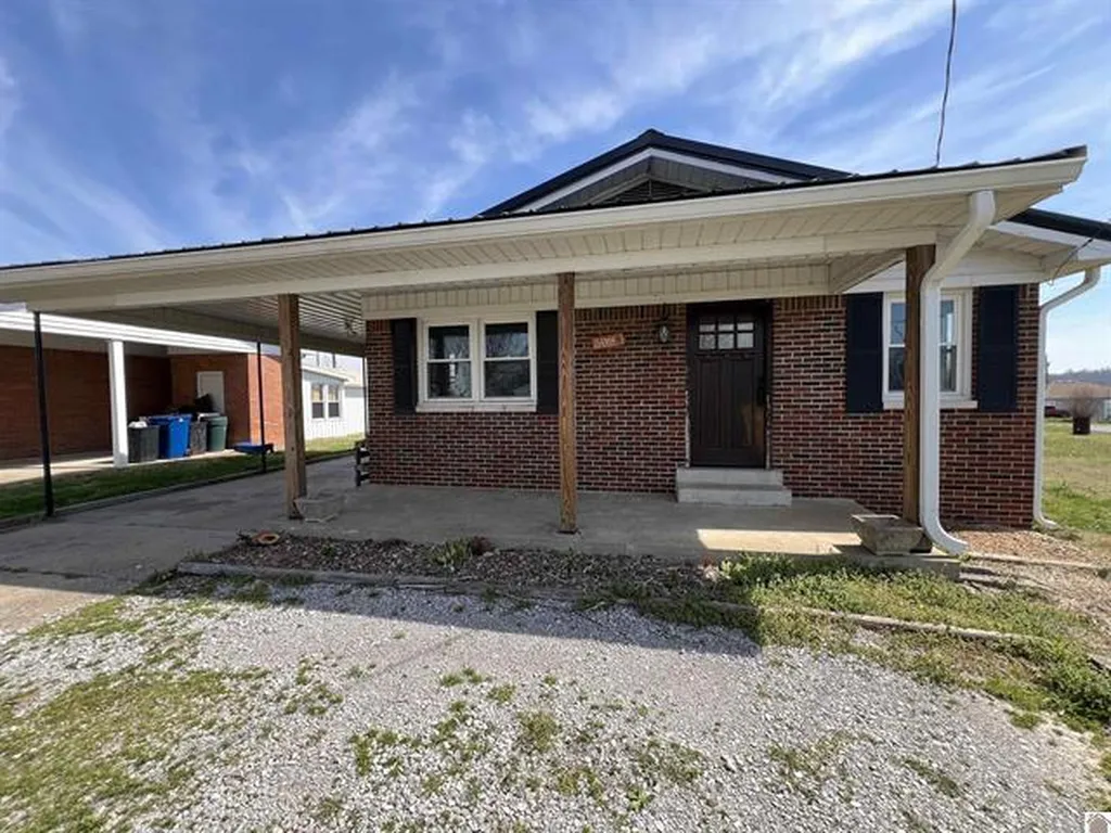 508 E Walnut Street Dawson Springs KY 42408