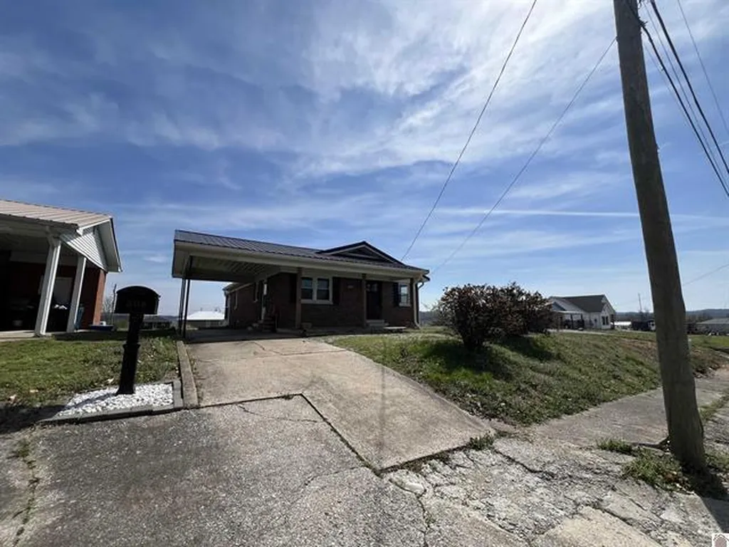 508 E Walnut Street Dawson Springs KY 42408