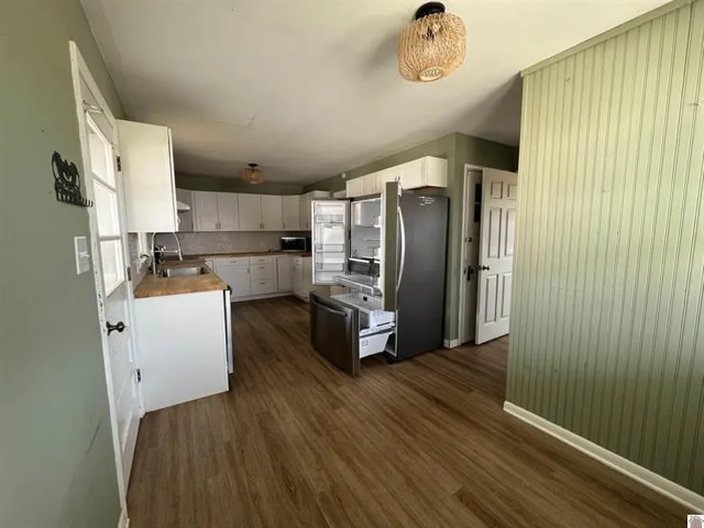 508 E Walnut Street Dawson Springs KY 42408