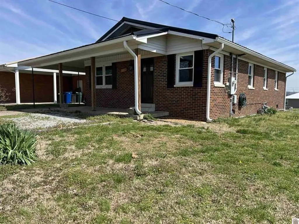 508 E Walnut Street Dawson Springs KY 42408