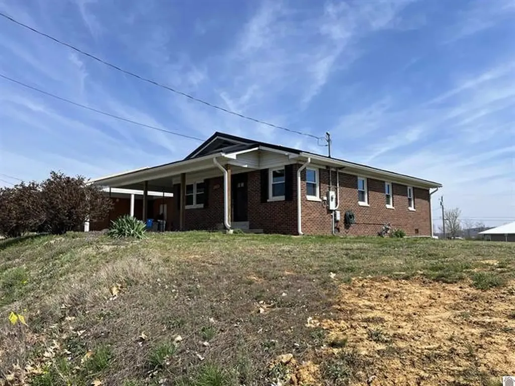 508 E Walnut Street Dawson Springs KY 42408