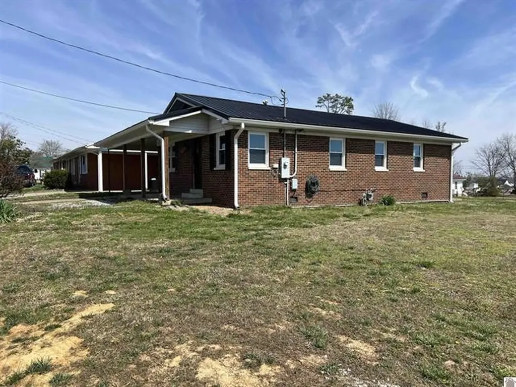 508 E Walnut Street Dawson Springs KY 42408