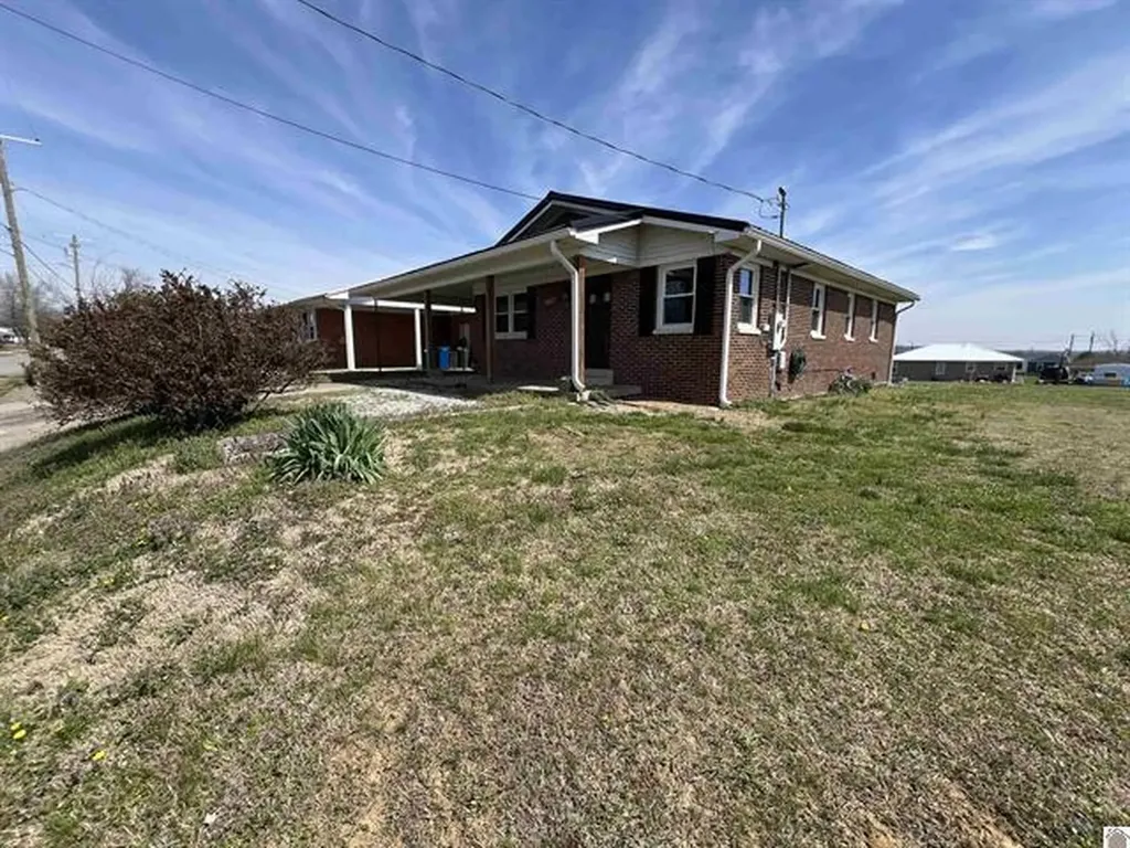 508 E Walnut Street Dawson Springs KY 42408