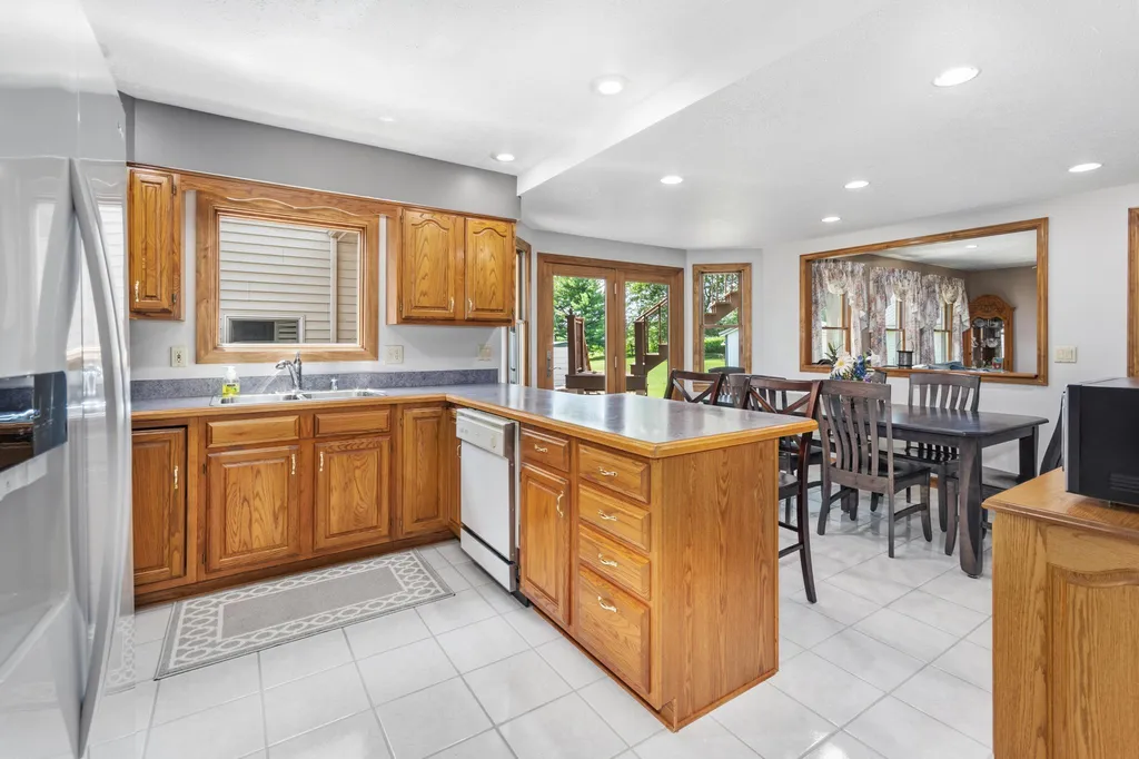 743 Ky-365 Sturgis KY 42459
