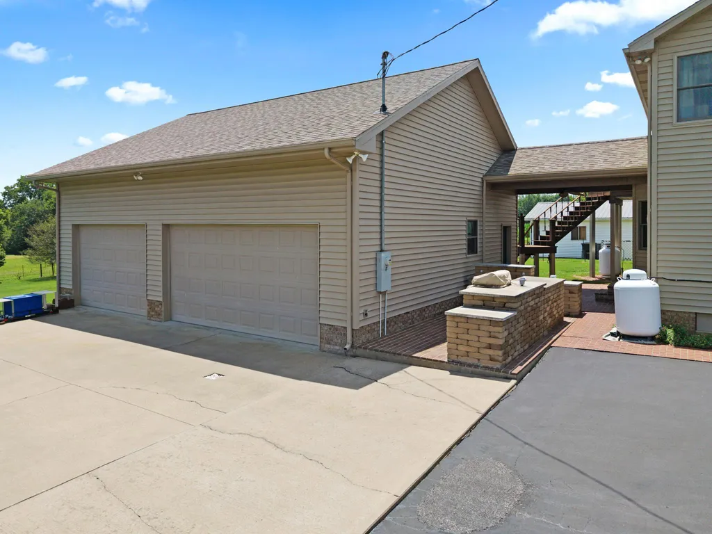 743 Ky-365 Sturgis KY 42459