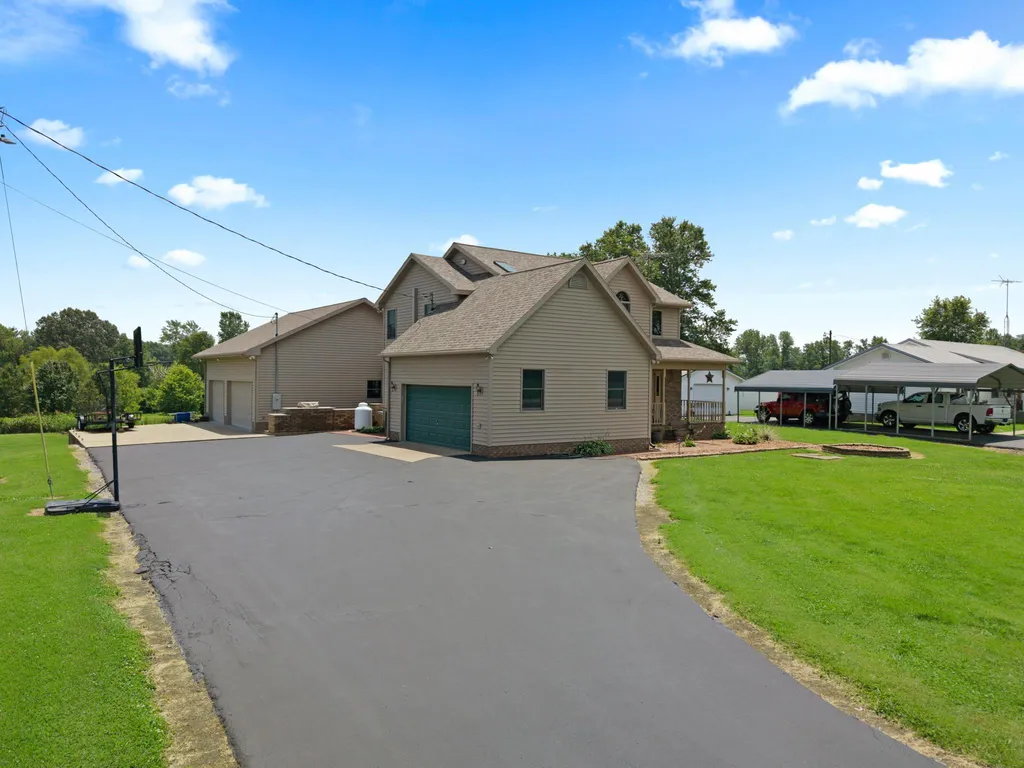 743 Ky-365 Sturgis KY 42459