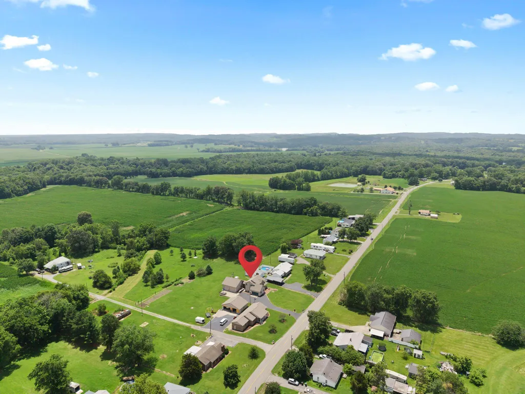 743 Ky-365 Sturgis KY 42459