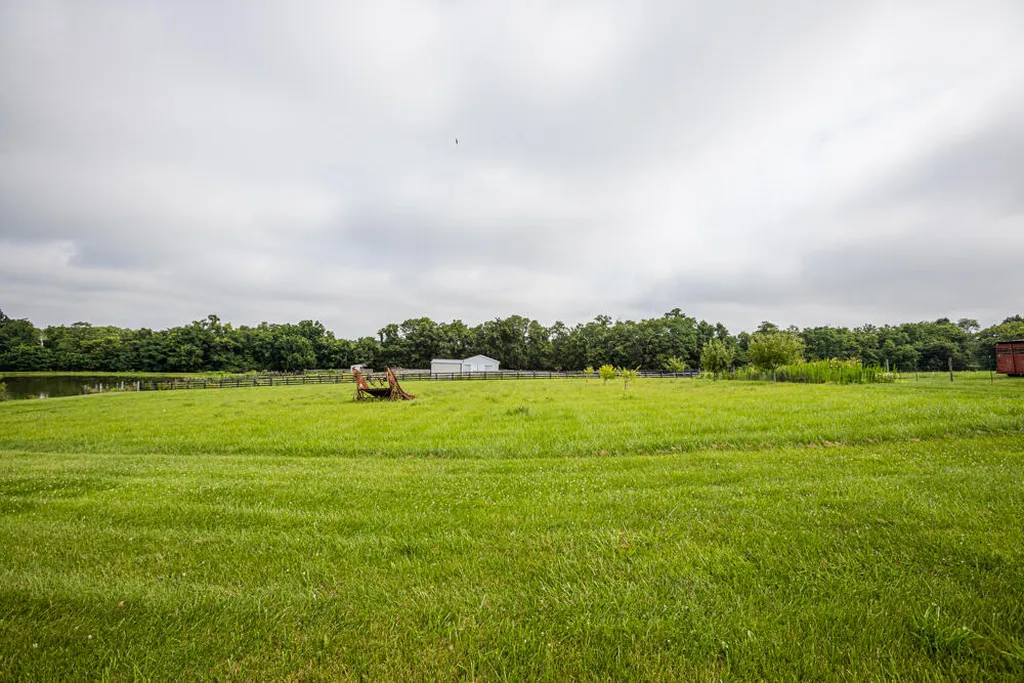 327 Collins Road Paris KY 40361