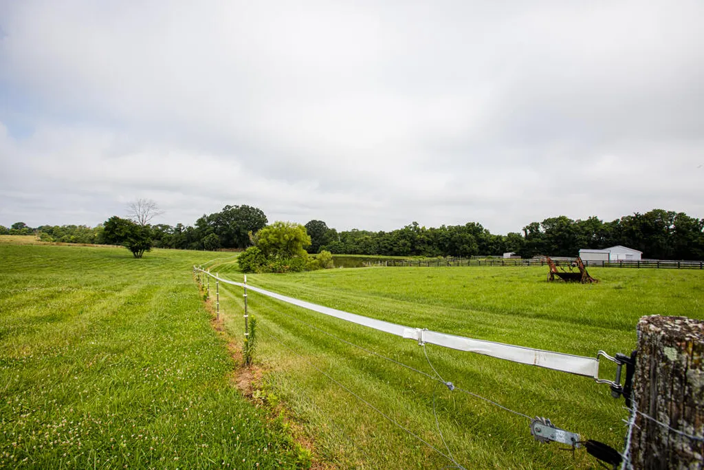327 Collins Road Paris KY 40361