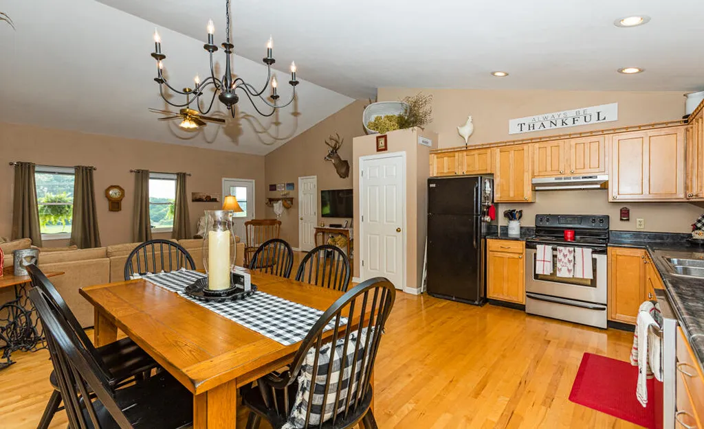 327 Collins Road Paris KY 40361
