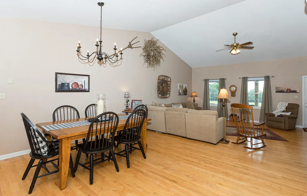 327 Collins Road Paris KY 40361