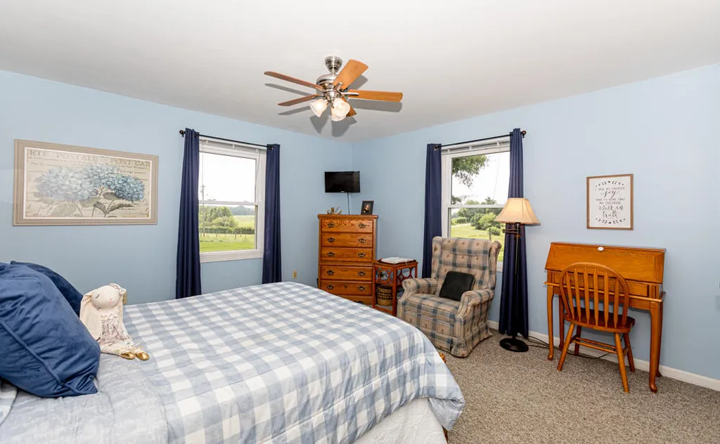 327 Collins Road Paris KY 40361