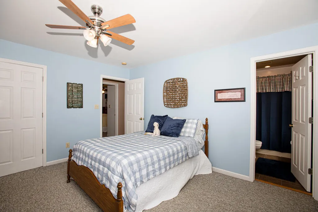 327 Collins Road Paris KY 40361
