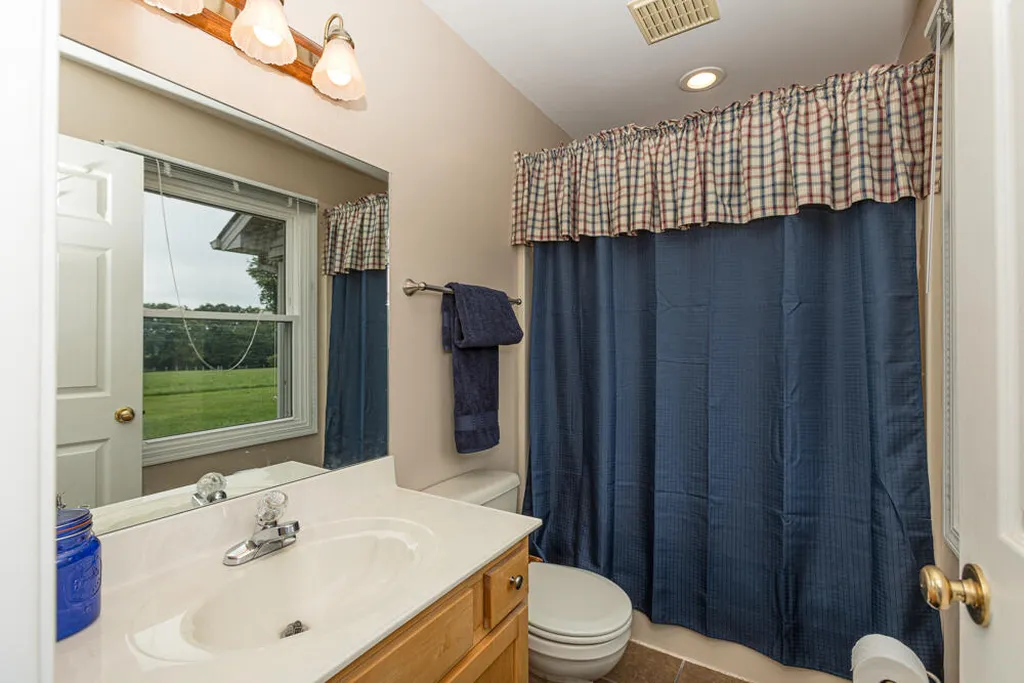 327 Collins Road Paris KY 40361