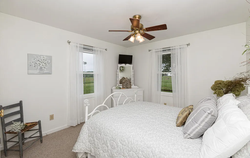 327 Collins Road Paris KY 40361