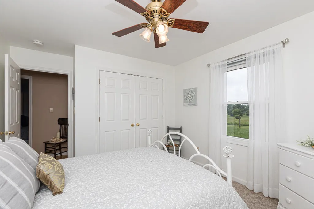 327 Collins Road Paris KY 40361