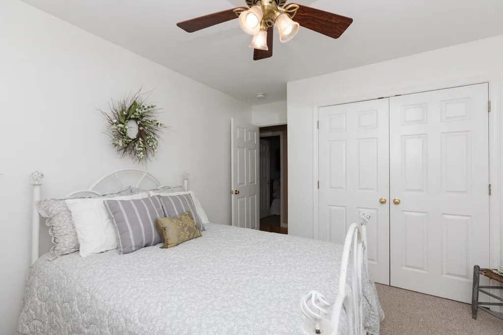 327 Collins Road Paris KY 40361