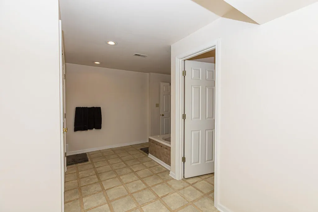 327 Collins Road Paris KY 40361