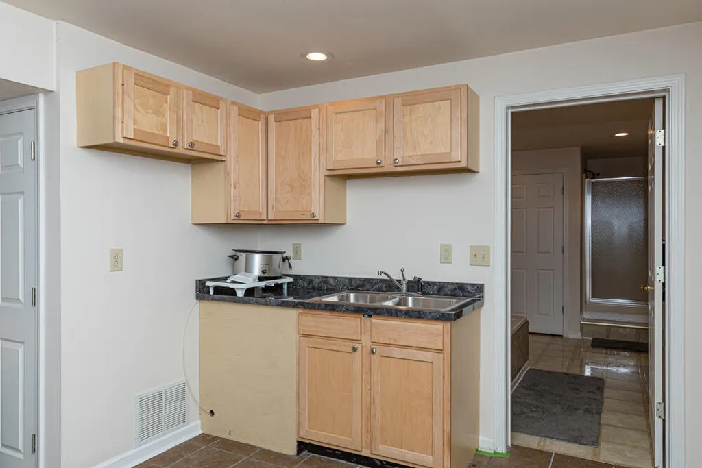 327 Collins Road Paris KY 40361