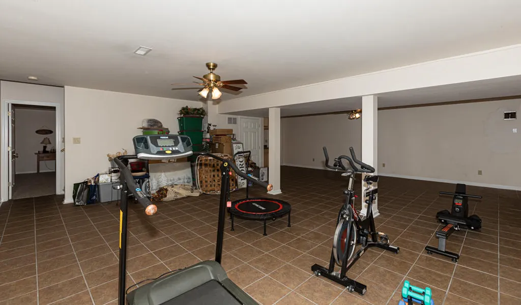 327 Collins Road Paris KY 40361