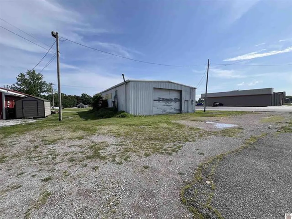 504 N Highland Drive Fulton KY 42041