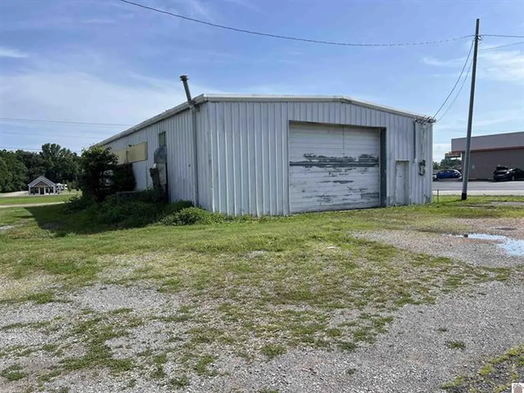 504 N Highland Drive Fulton KY 42041