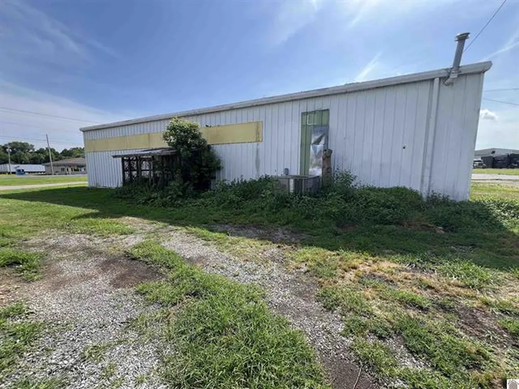 504 N Highland Drive Fulton KY 42041