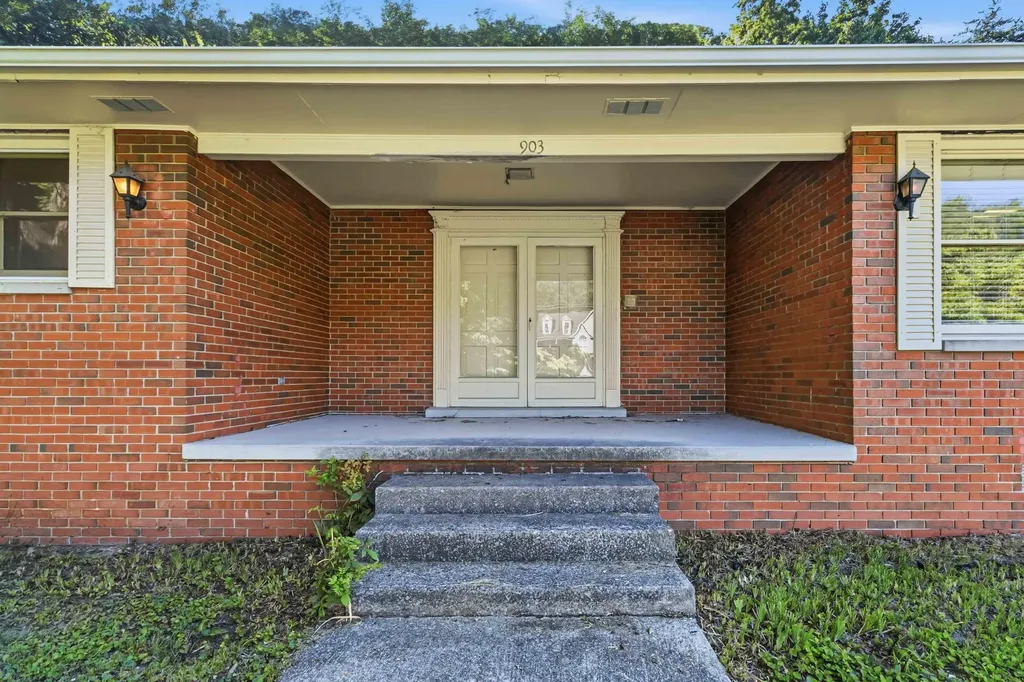 903 W 7th Street Corbin KY 40701