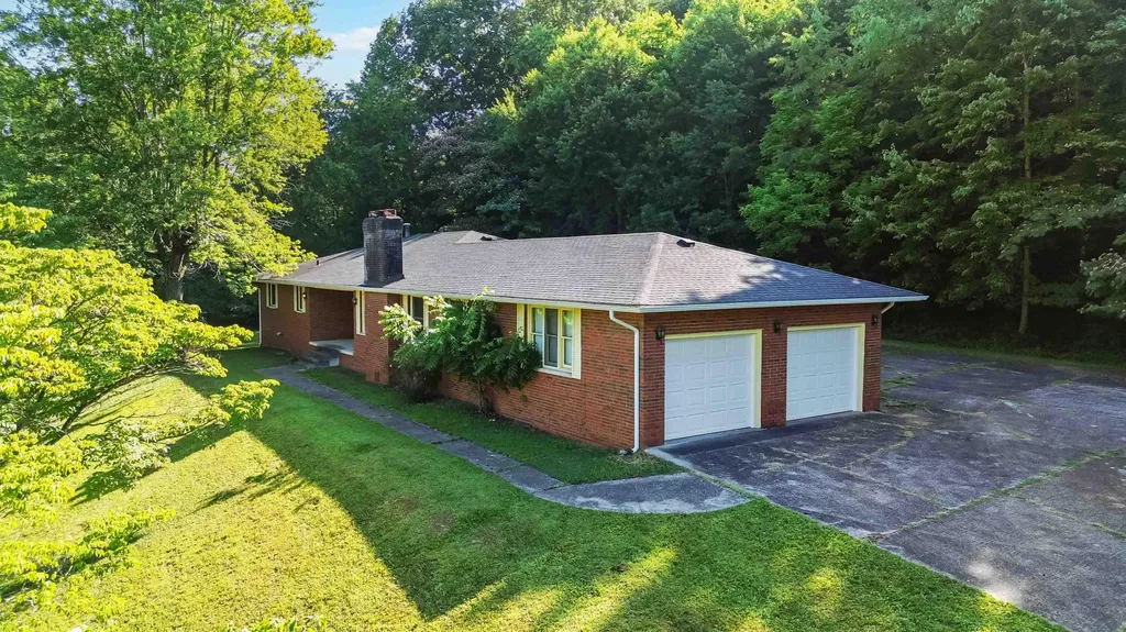 903 W 7th Street Corbin KY 40701