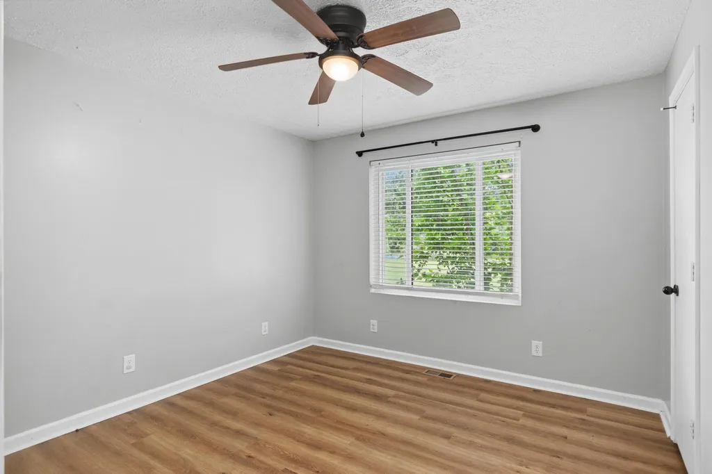 16475 Dawson Road Dawson Springs KY 42408