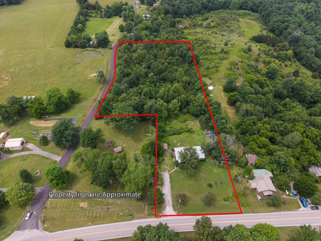 16475 Dawson Road Dawson Springs KY 42408