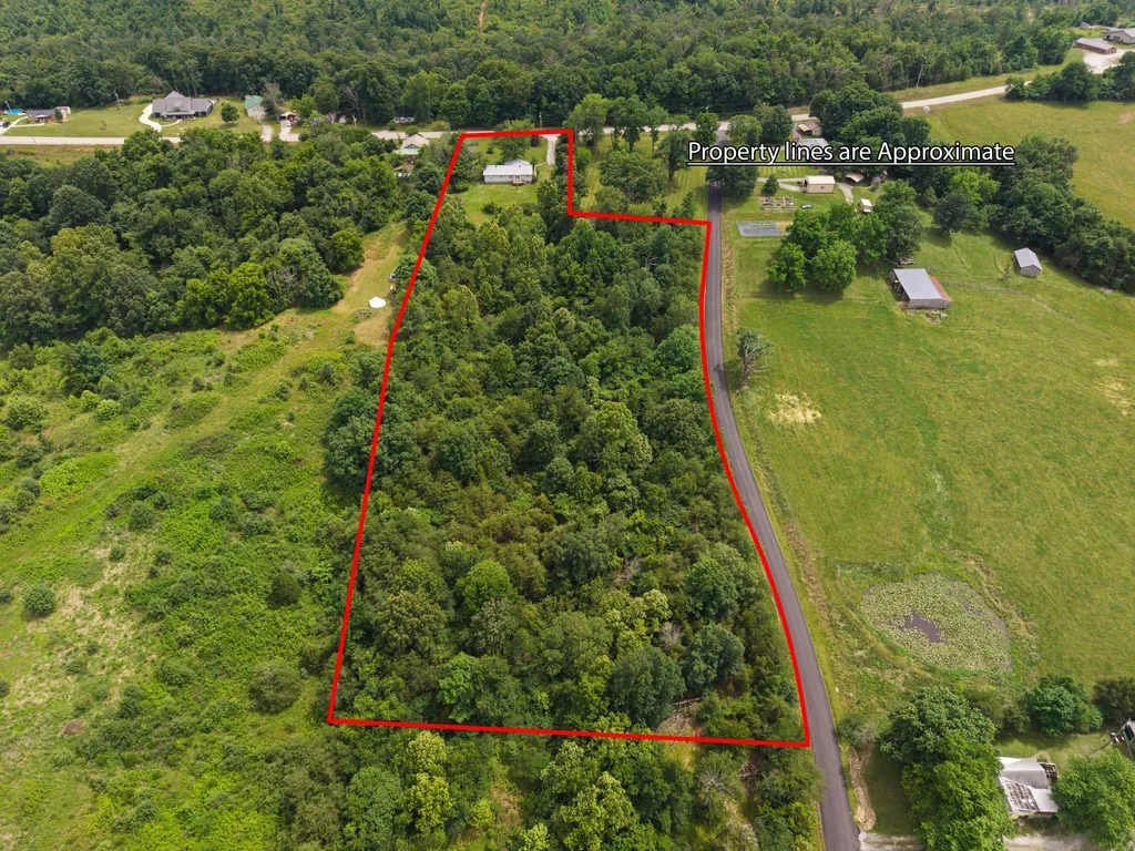 16475 Dawson Road Dawson Springs KY 42408