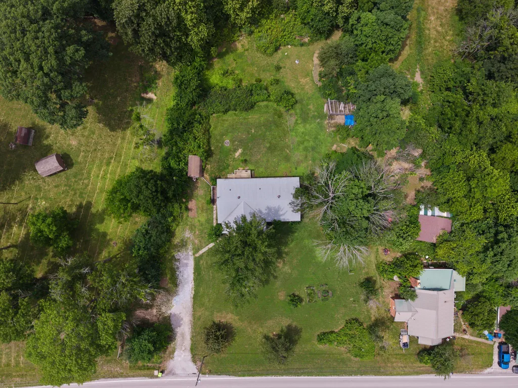 16475 Dawson Road Dawson Springs KY 42408