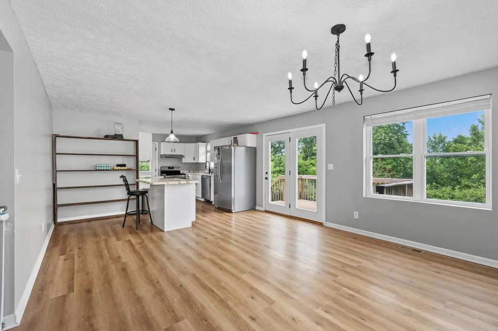 16475 Dawson Road Dawson Springs KY 42408