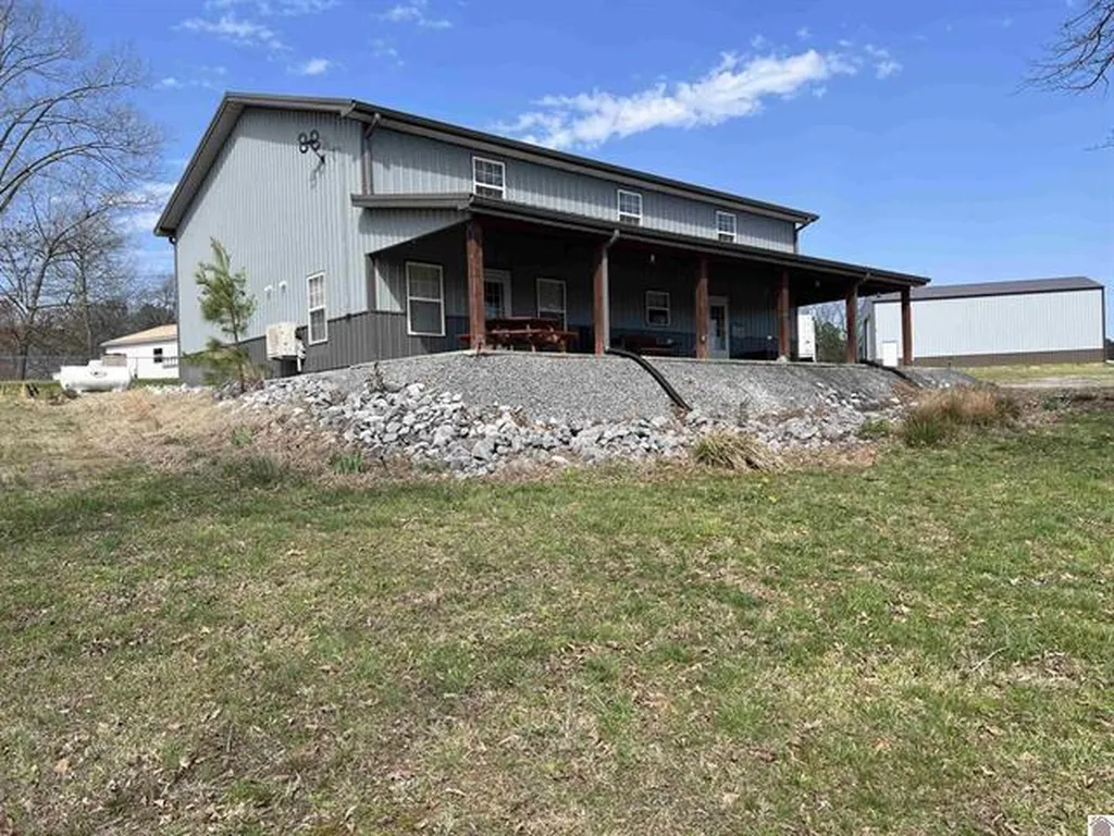 18 Goose Bay Drive Benton KY 42025