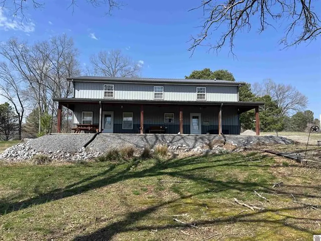 18 Goose Bay Drive Benton KY 42025