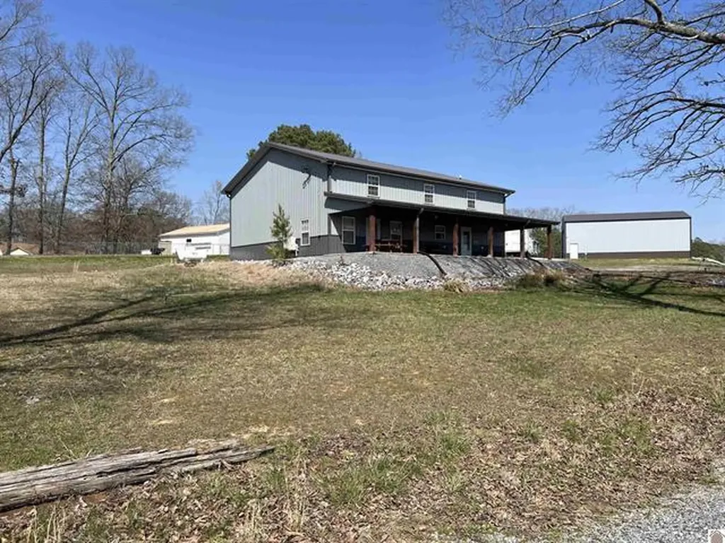 18 Goose Bay Drive Benton KY 42025