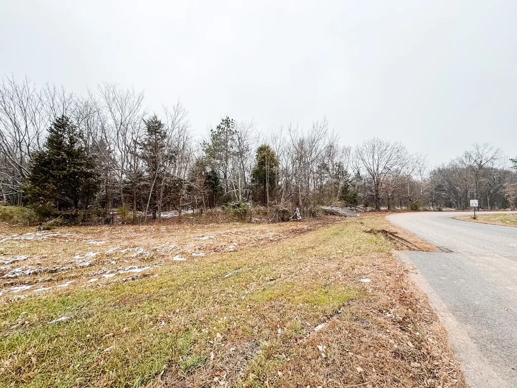 1811 U.s. 641 Benton KY 42025