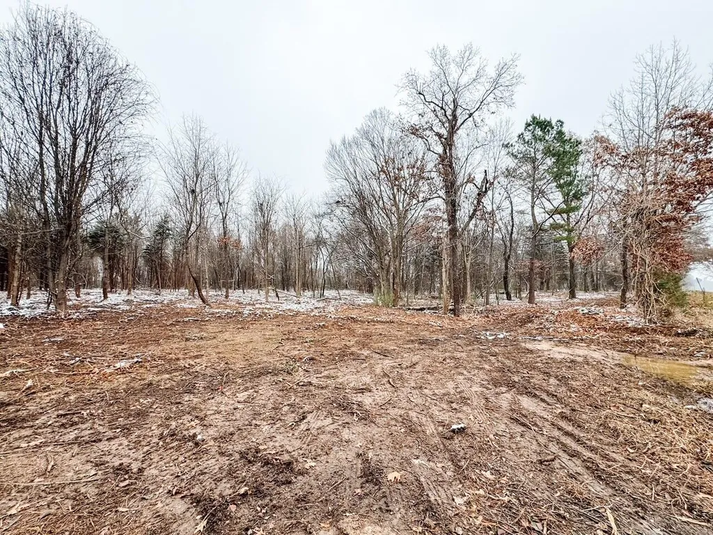 1811 U.s. 641 Benton KY 42025
