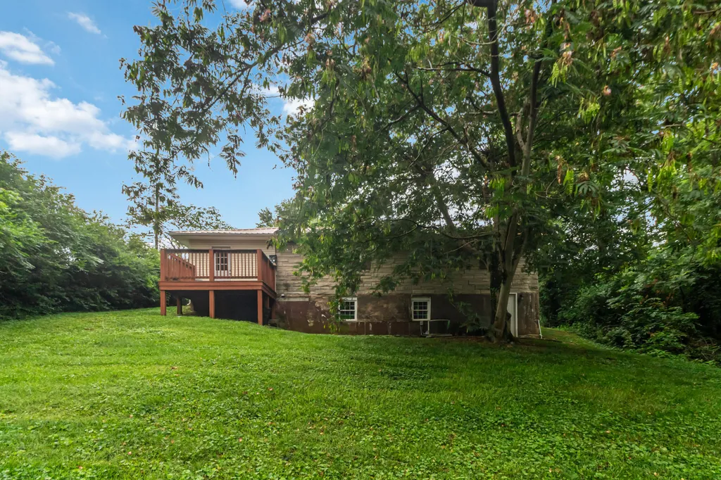 313 Maple Street Columbia KY 42728