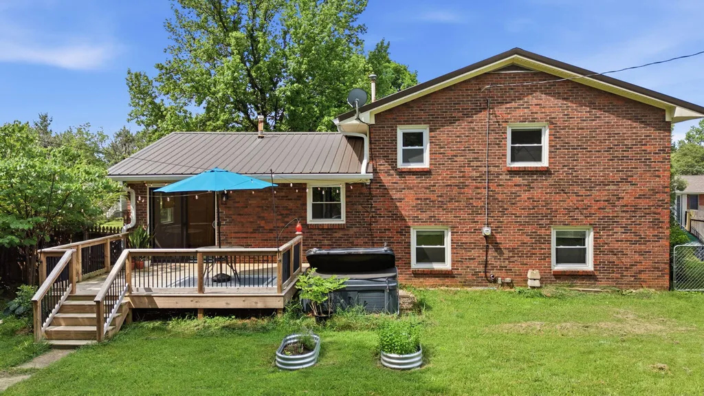 1725 Benwood Drive Lexington KY 40505