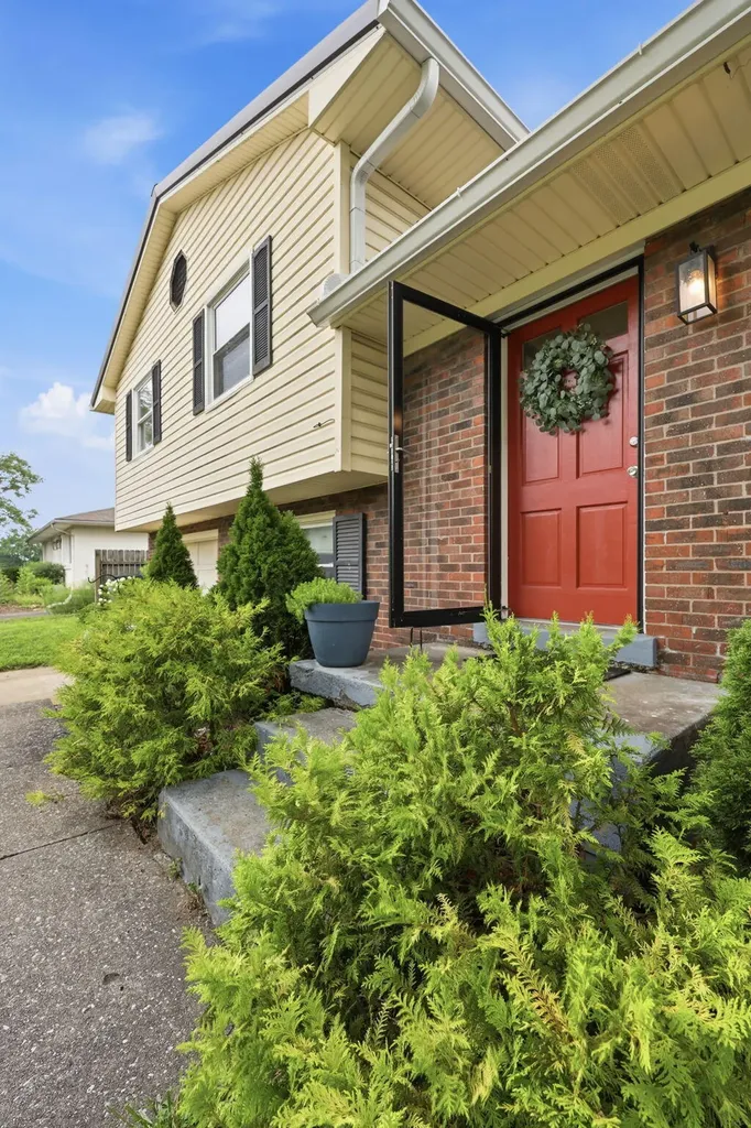 1725 Benwood Drive Lexington KY 40505