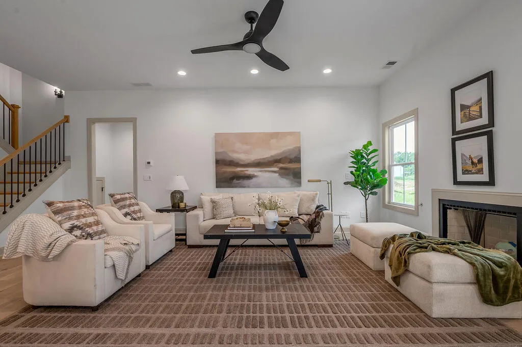 4137 Meadowlark Road Lexington KY 40509