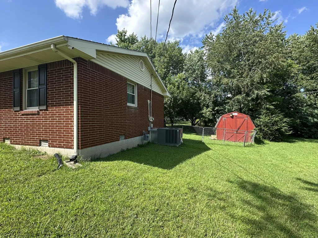 1412 Honeysuckle Drive Hopkinsville KY 42240