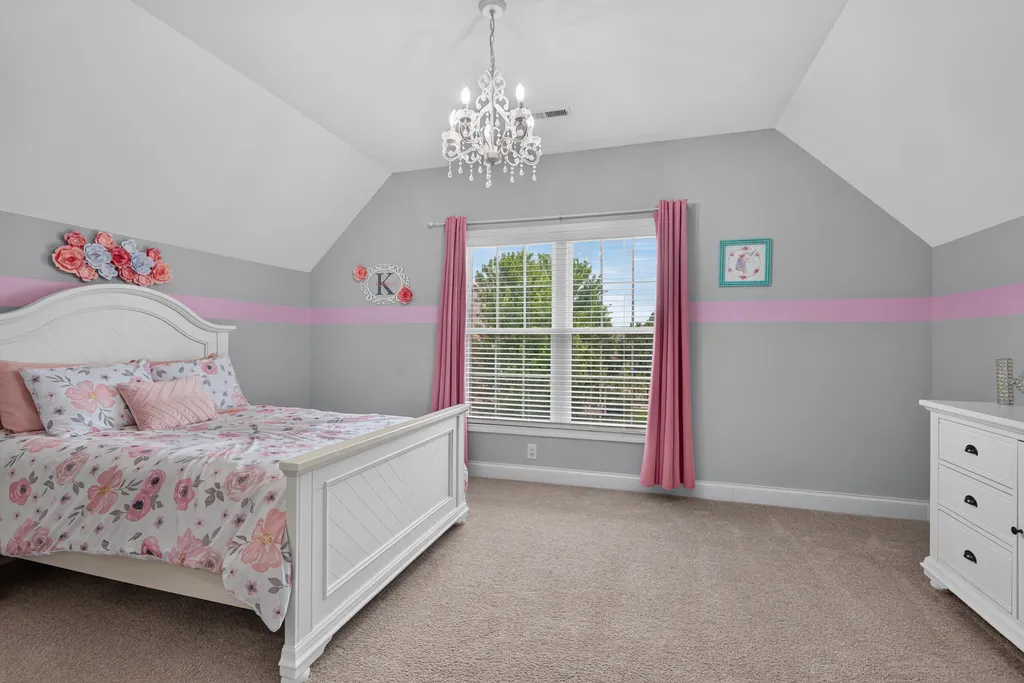 4636 Larkhill Lane Lexington KY 40509