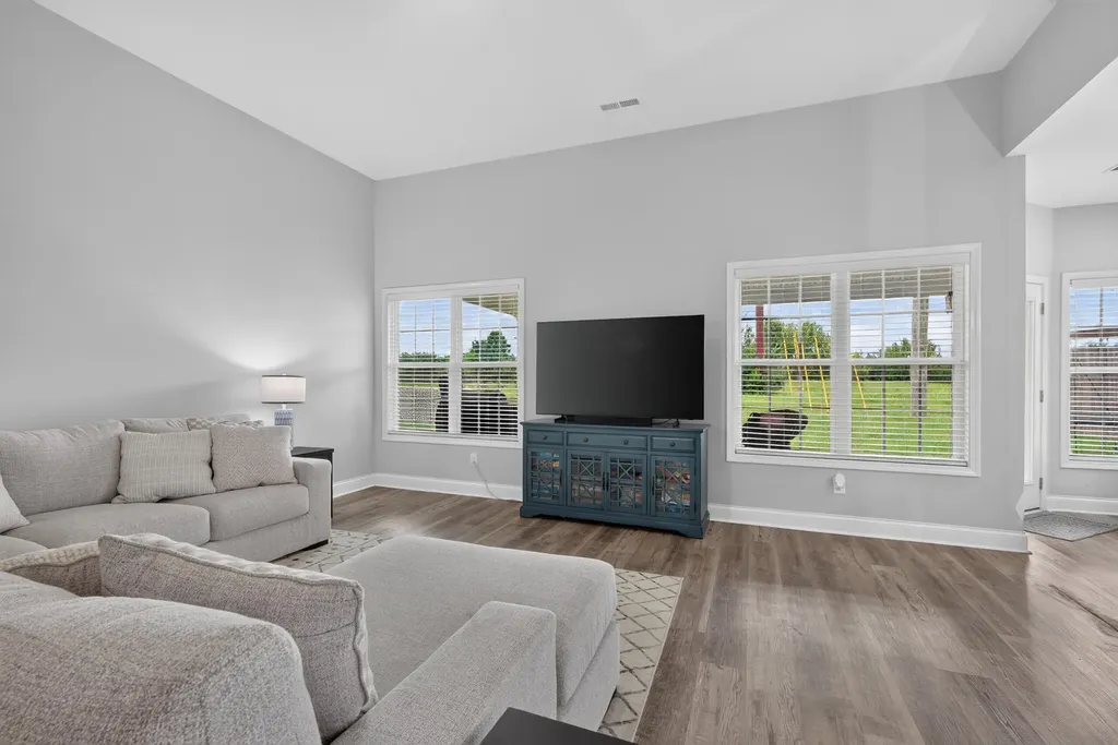 4636 Larkhill Lane Lexington KY 40509