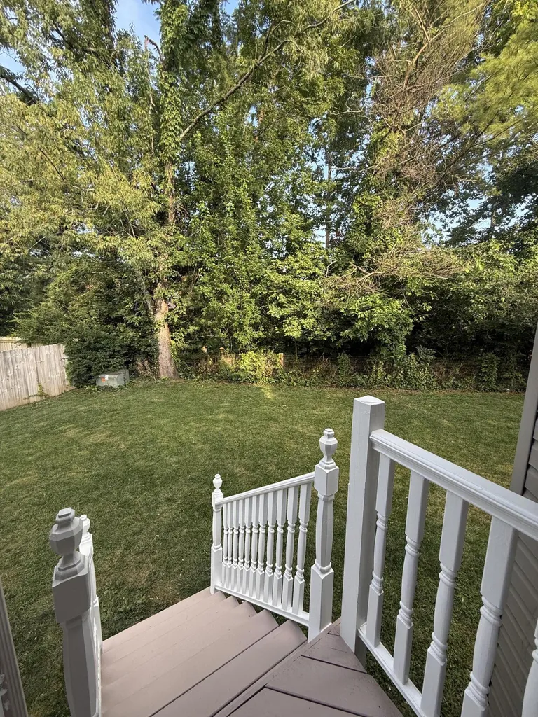 712 Maple Ridge Lane Lexington KY 40509